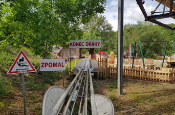 Konec dráhy se značením | Jízda na bobové dráze